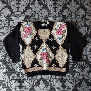 Rose design vintage knit crewneck sweater in black, beige, pink and blue.
